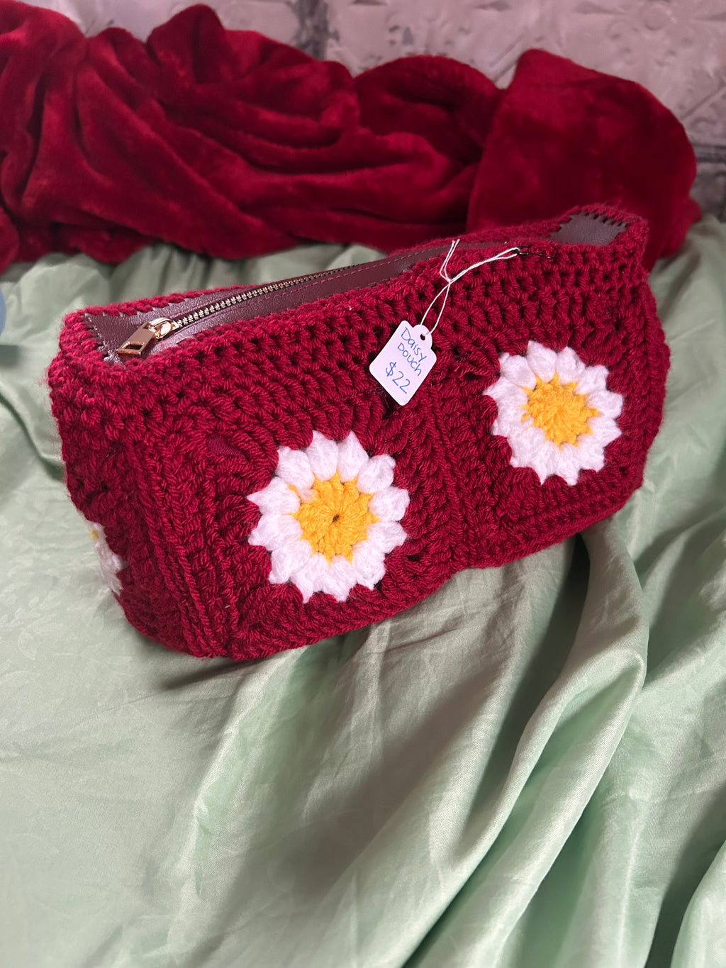 Daisy granny square pouch