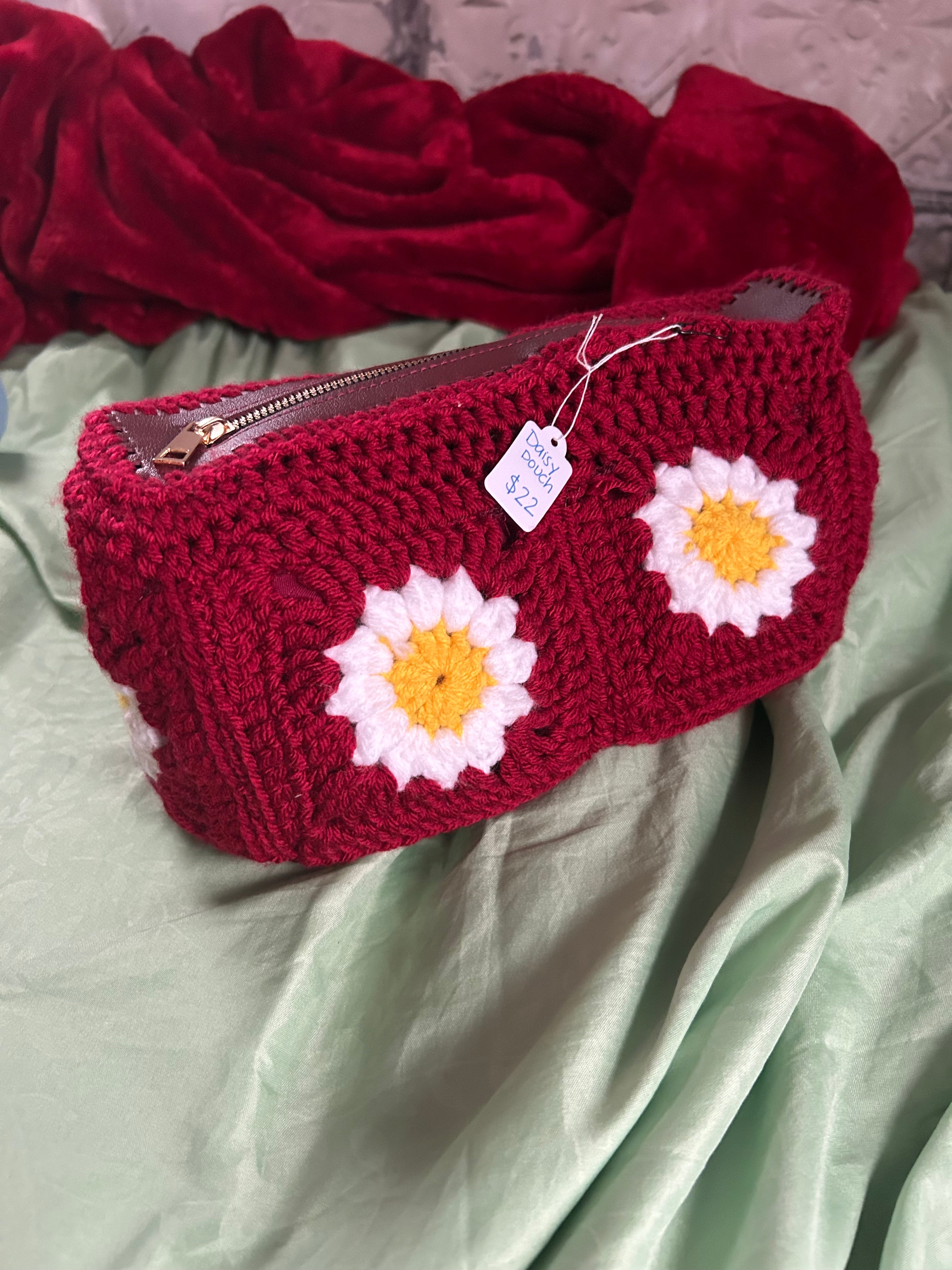 Daisy granny square pouch