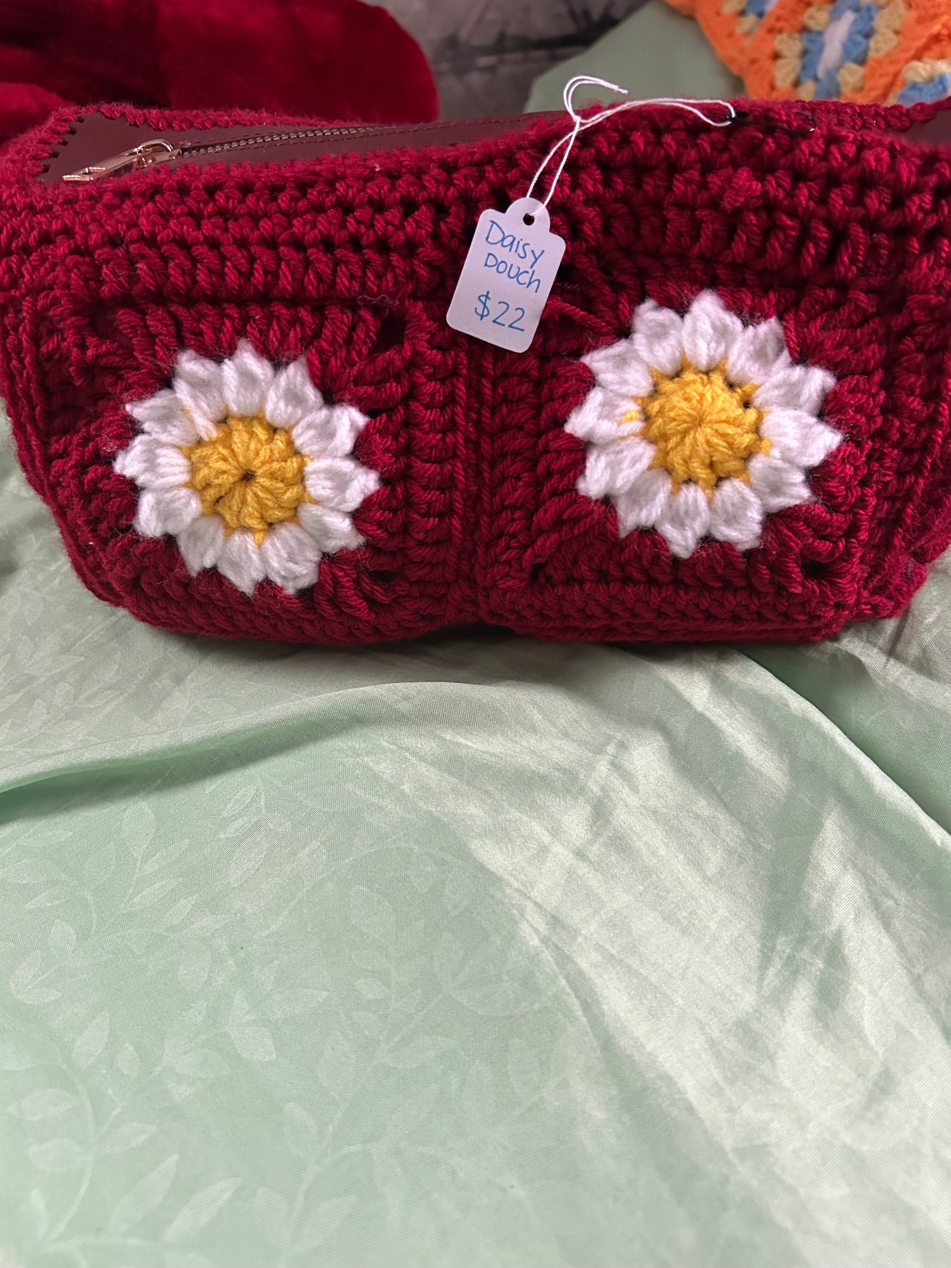 Daisy granny square pouch
