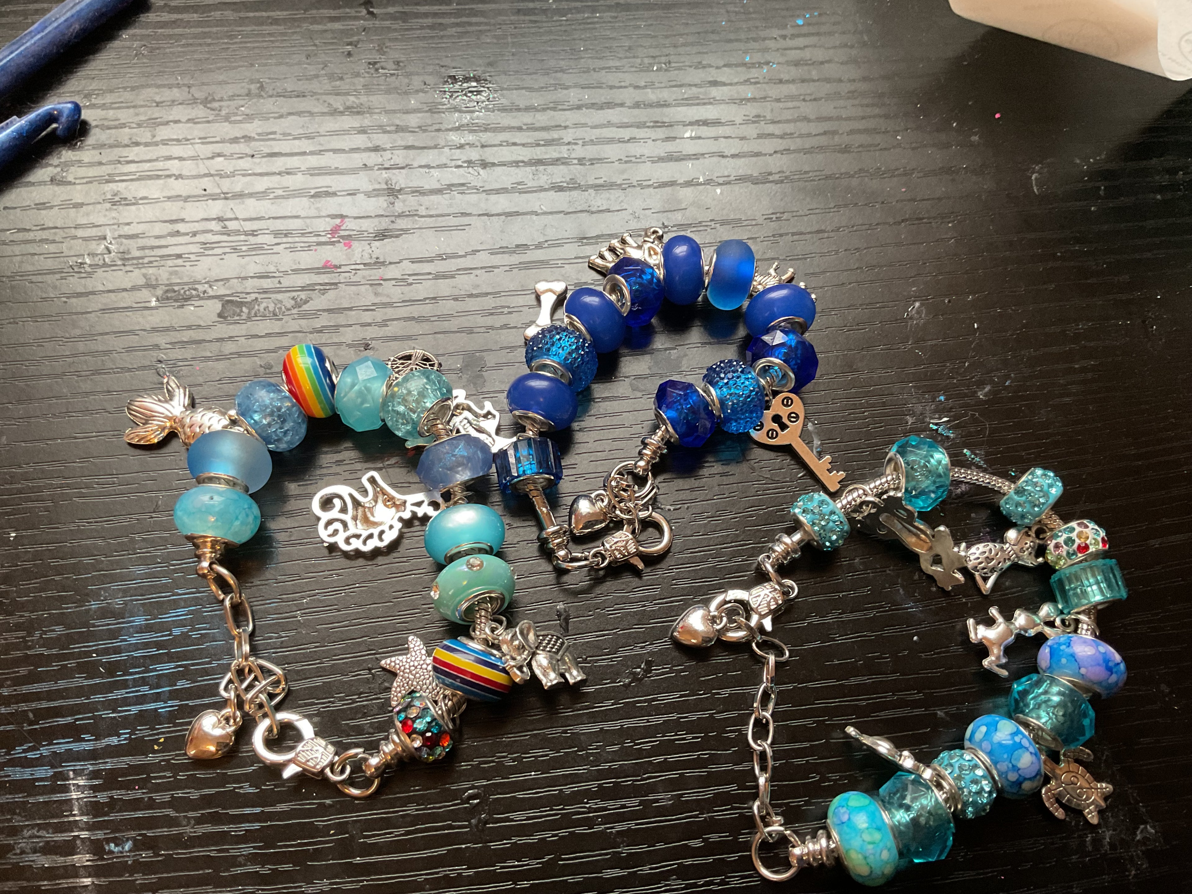Charm bracelets (Randomly selected)